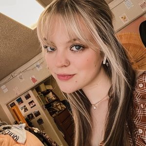 Meet your Posher, Mikayla